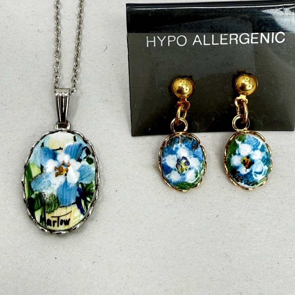 Marlow Hand Painted Floral Jewelry Set Signed Pendant Necklace & Earrings